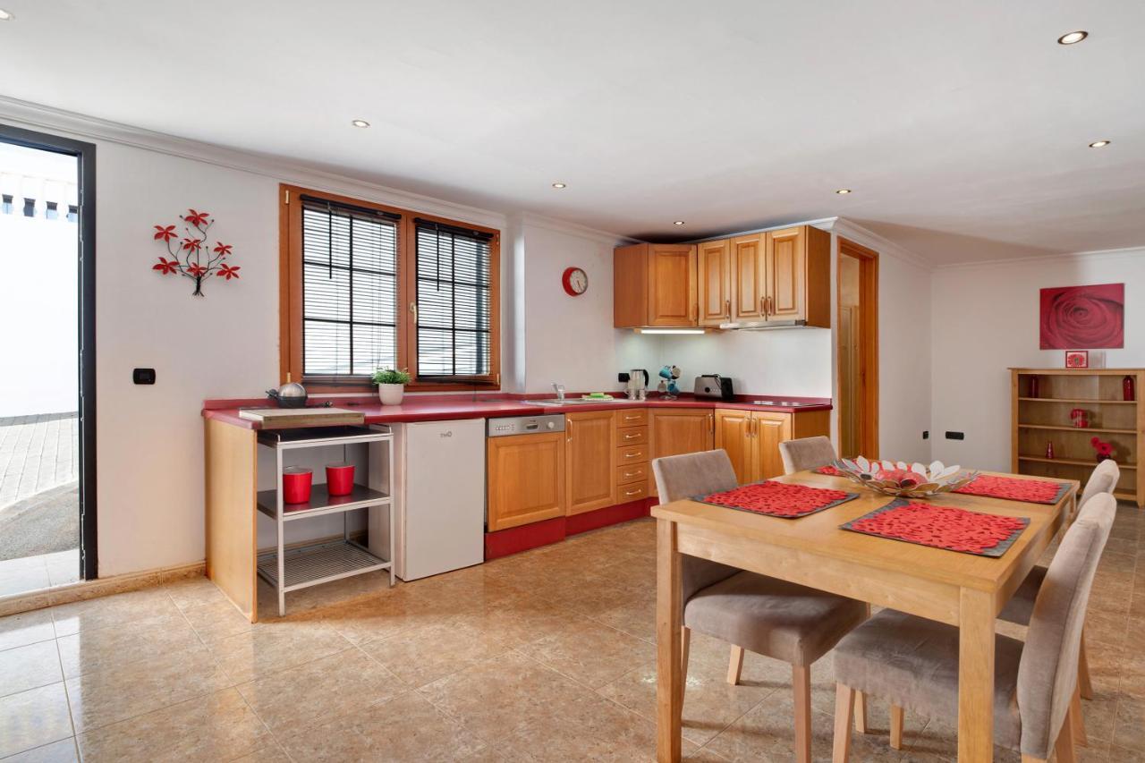 Villa Carolina Tías Dış mekan fotoğraf